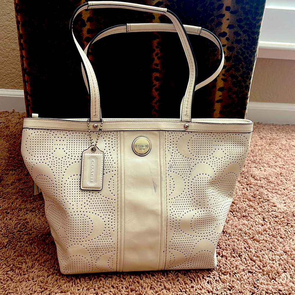 White Coach Handbag W/ sliver hardware